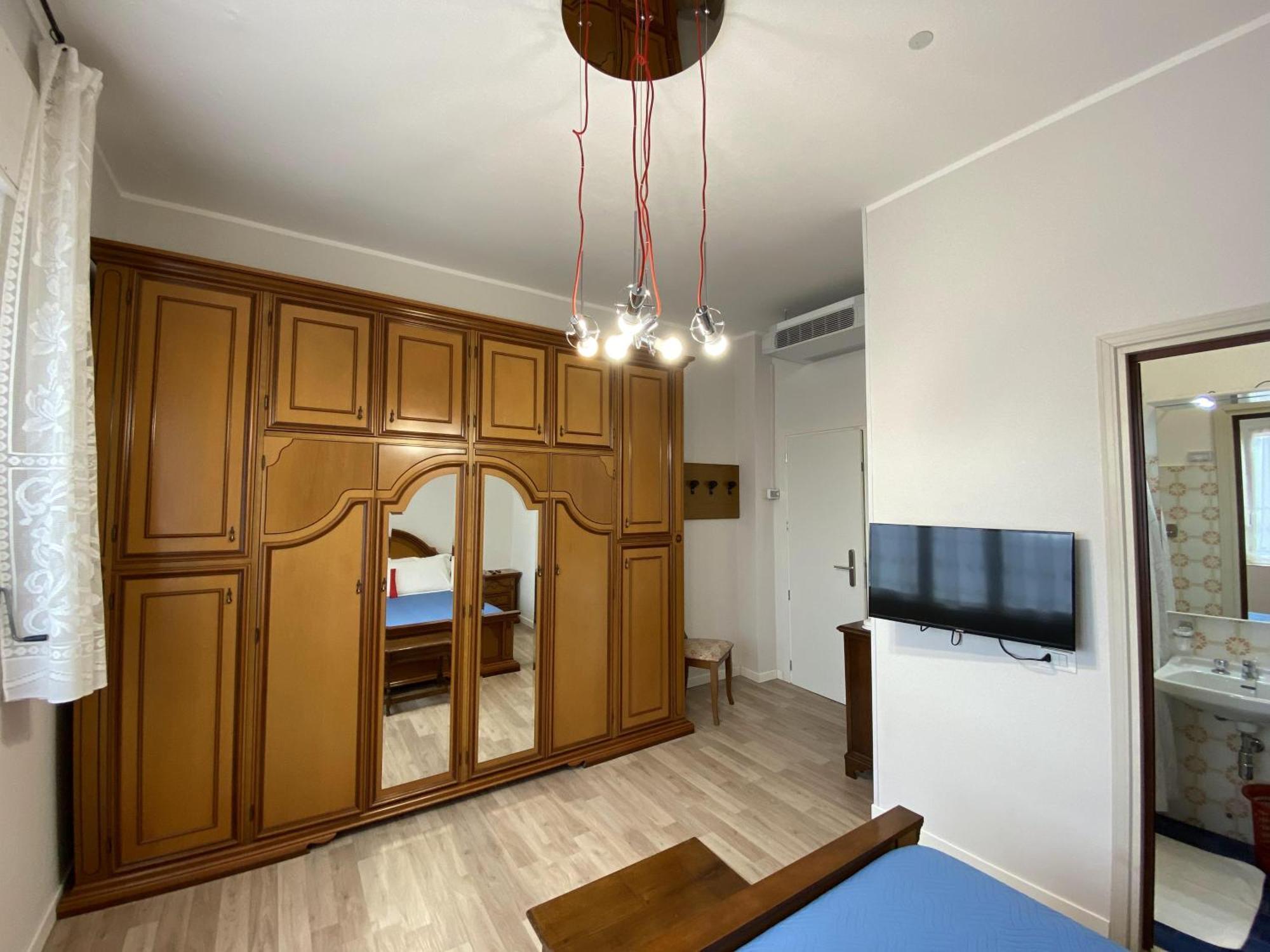 Albergo Lodrino Villa  Luaran gambar